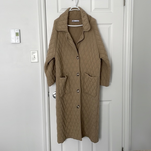 Zara Quilted Coat - Picture 1 of 5